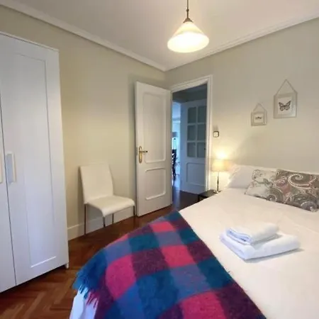 Housingcoruna Santa Margarita * آكورونيا