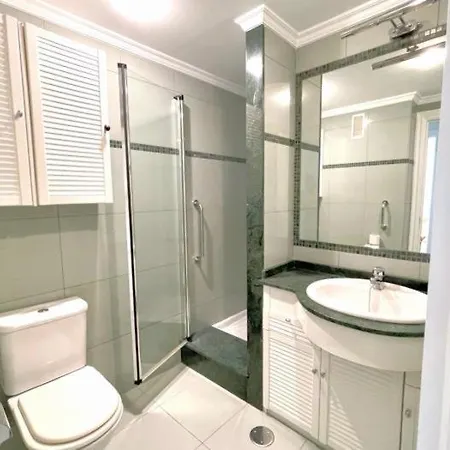 Housingcoruna Santa Margarita * آكورونيا